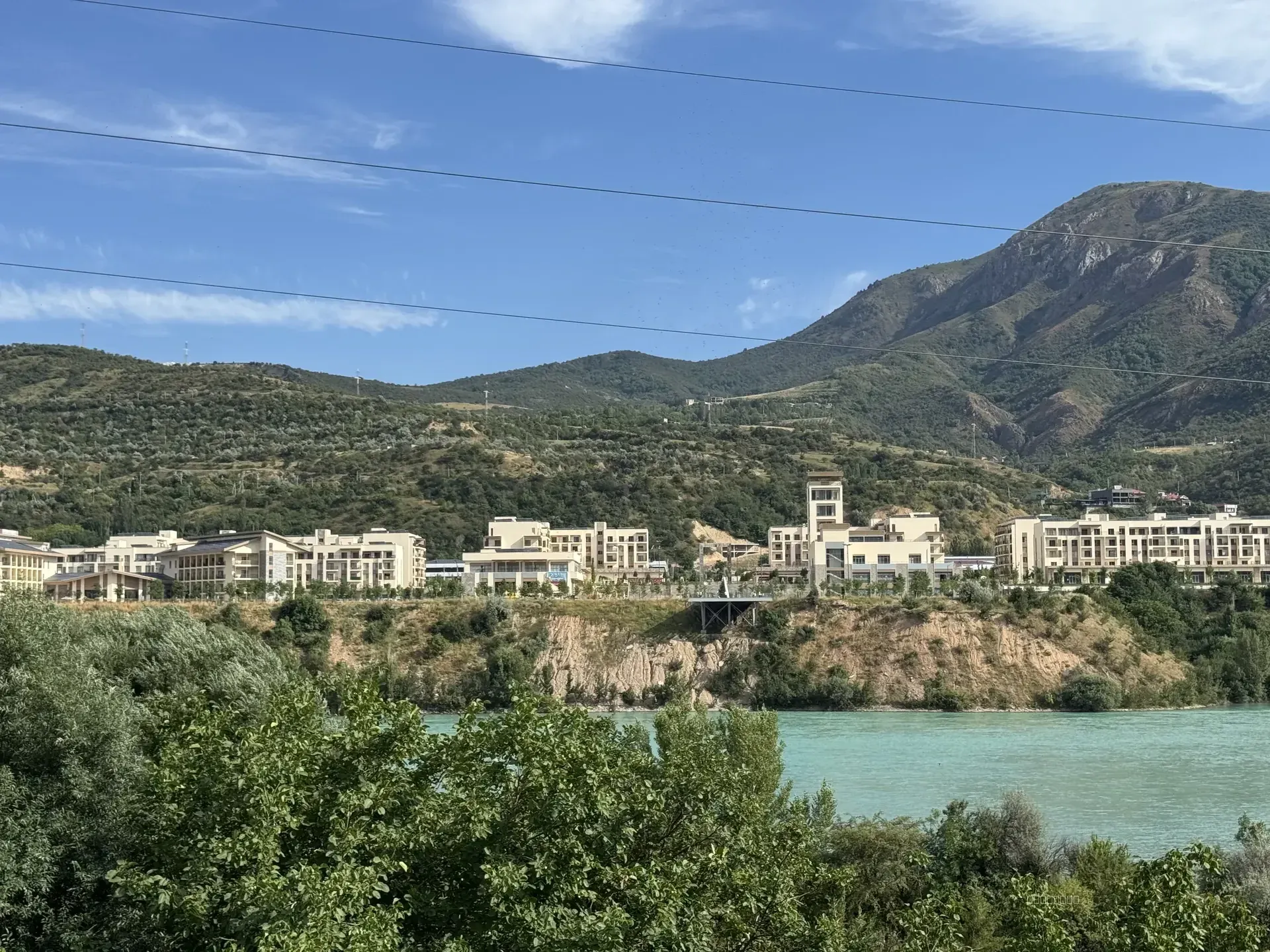 Chorvoq darvozasi апартамент; дача чорвок — Image 1