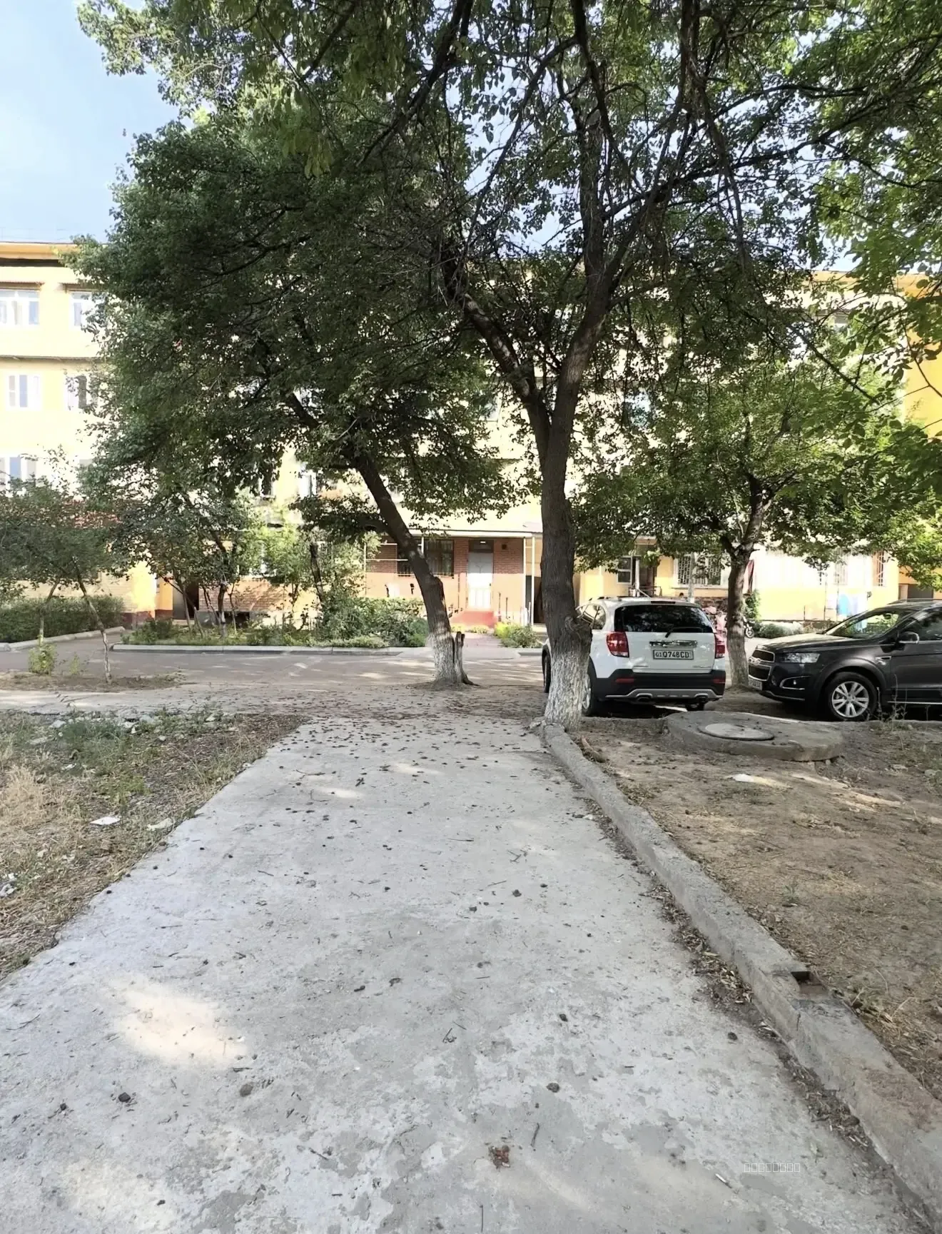 Продается квартира Юнусабад 18 квартал (возле дороги 1 линия) - Image 1