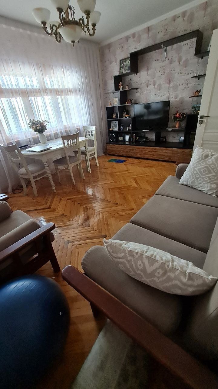 Продаю свою 3х комнатную на Максим Горьком - Image 1