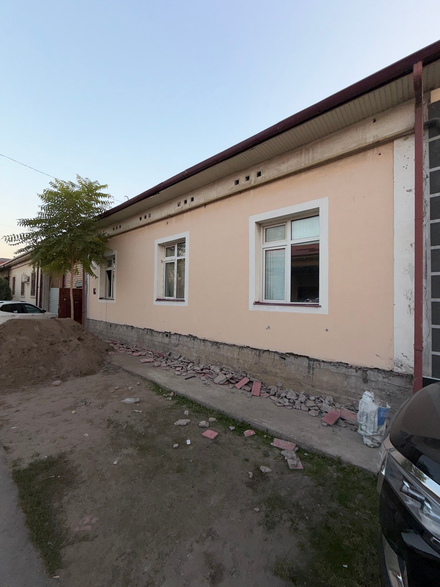«Продаётся коттедж 6 соток с подвалом в Зангиатинском районе, напротив завода ТМЗ» — Rasm 1