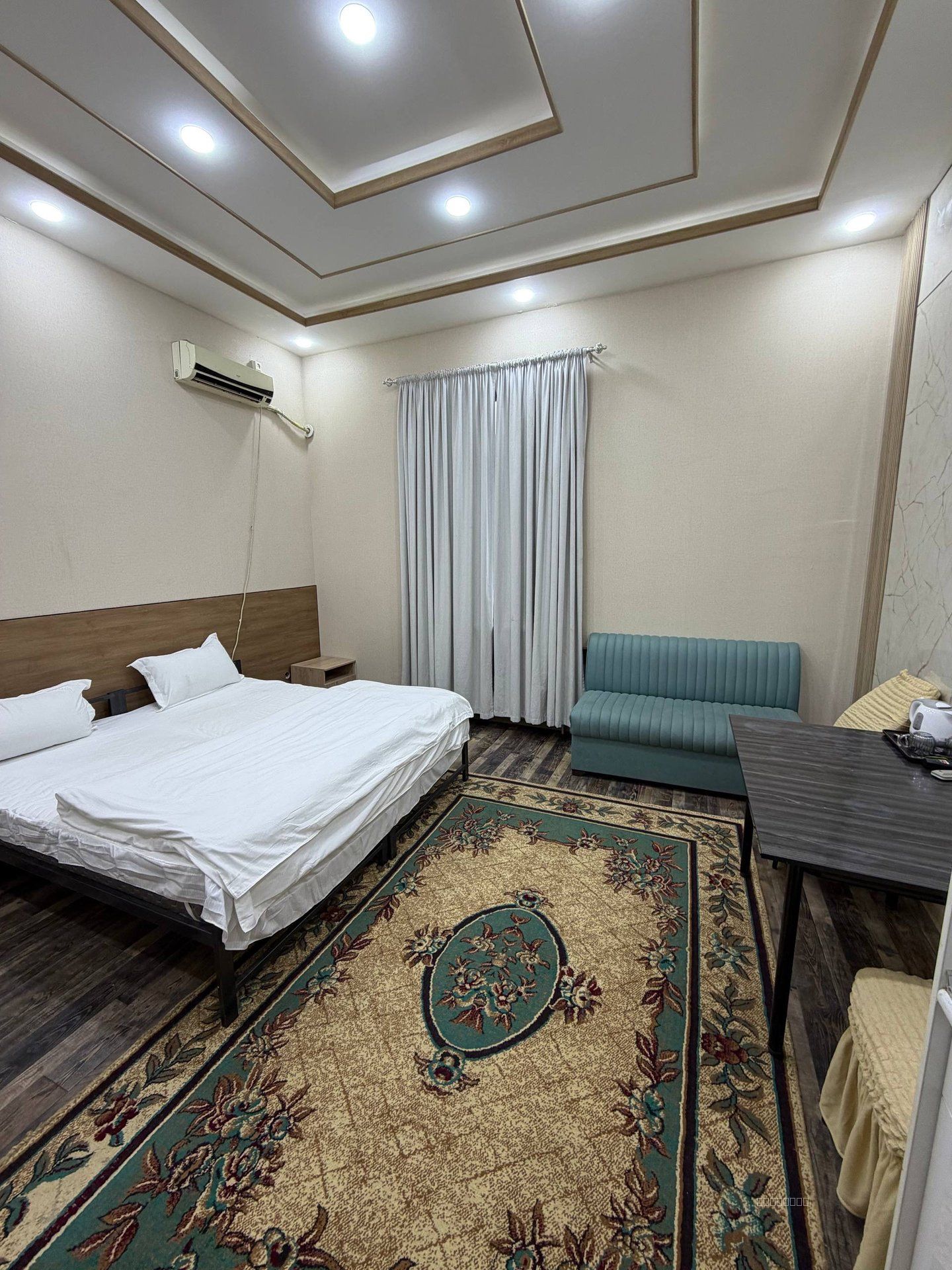 Bez ZAGS Hotel — Maxfiylik Kafolatlanadi — Rasm 1