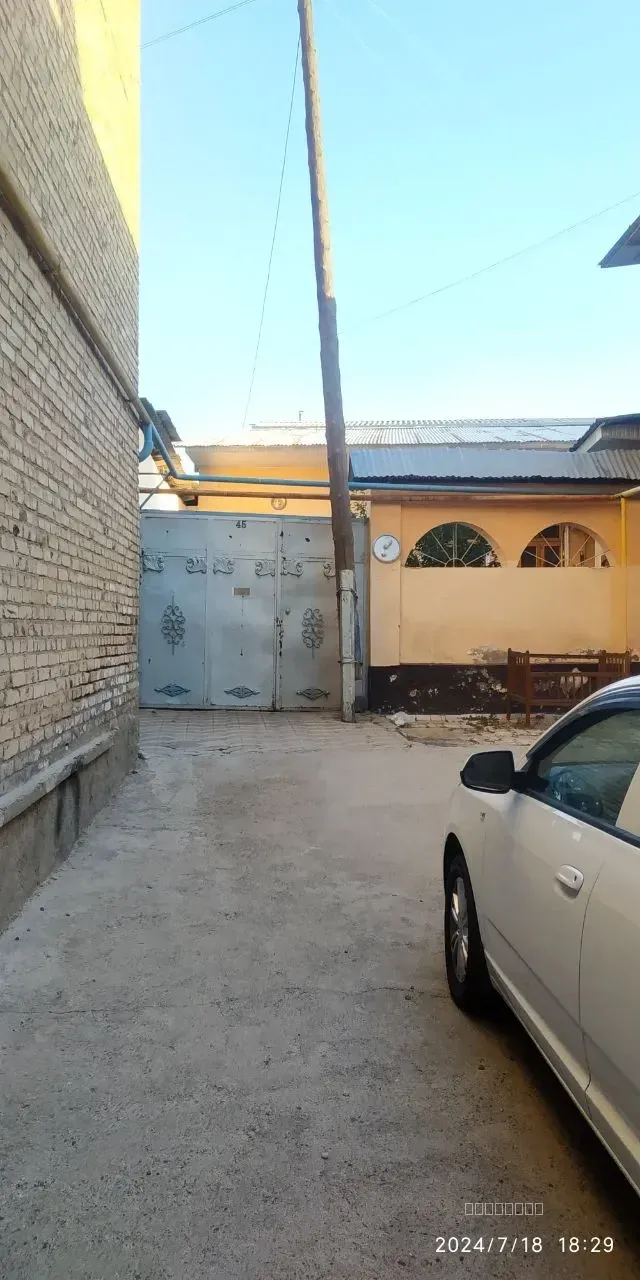 Уй сотилади, Қорасарой 2-роддомни орқасидаги махаллада, жуда қулай локация. Файзибаланд 45 уй. - Image 1