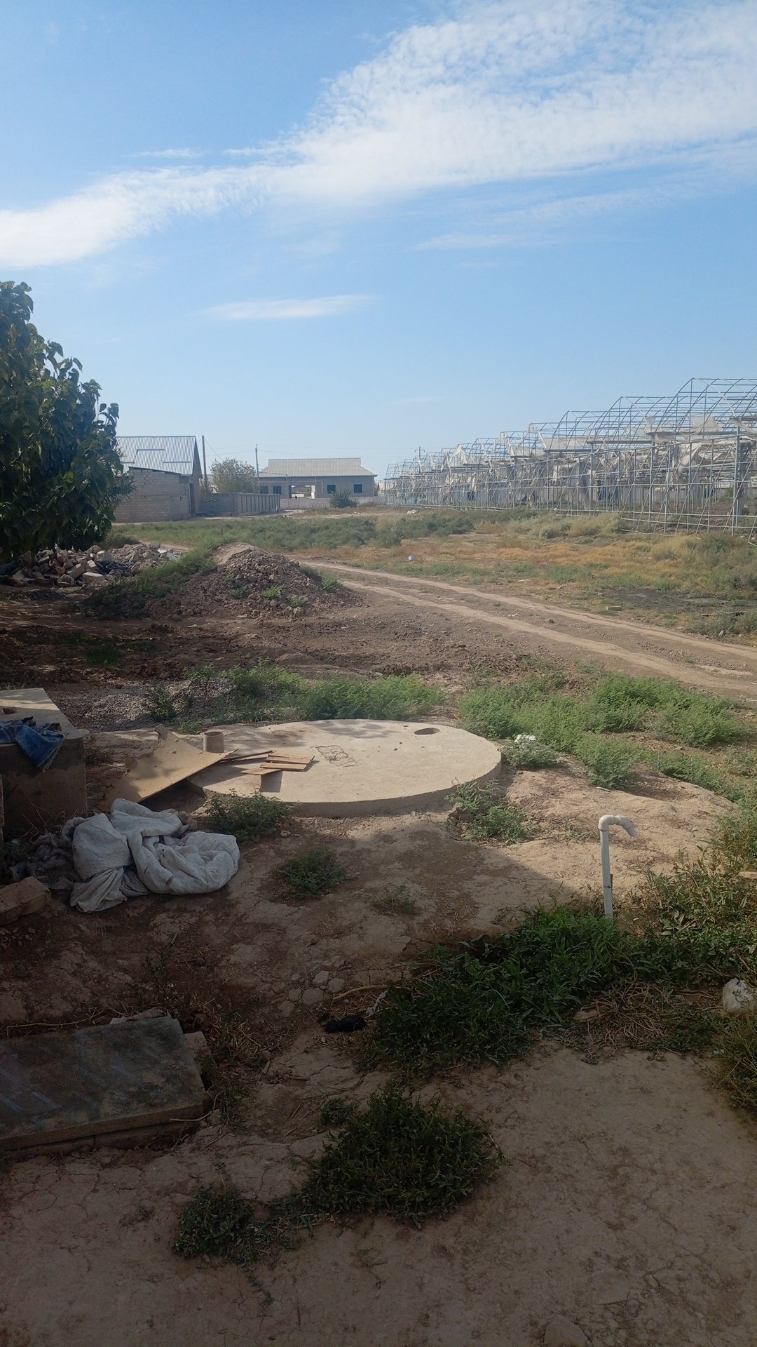 Namuna 23 maktabni orqa tarafi — Rasm 1