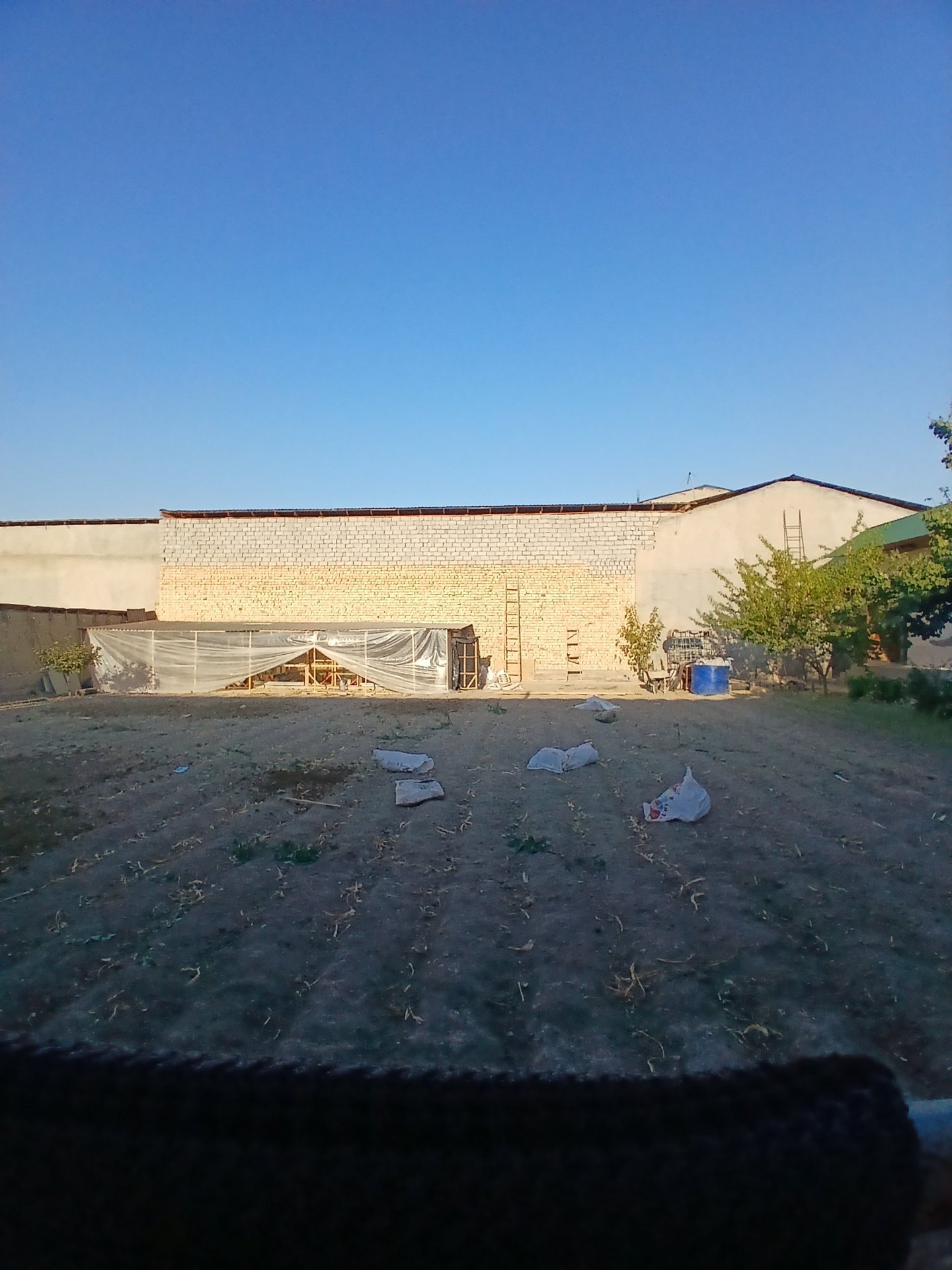 Toshkent shahar airport yonida joylashgan — Rasm 1