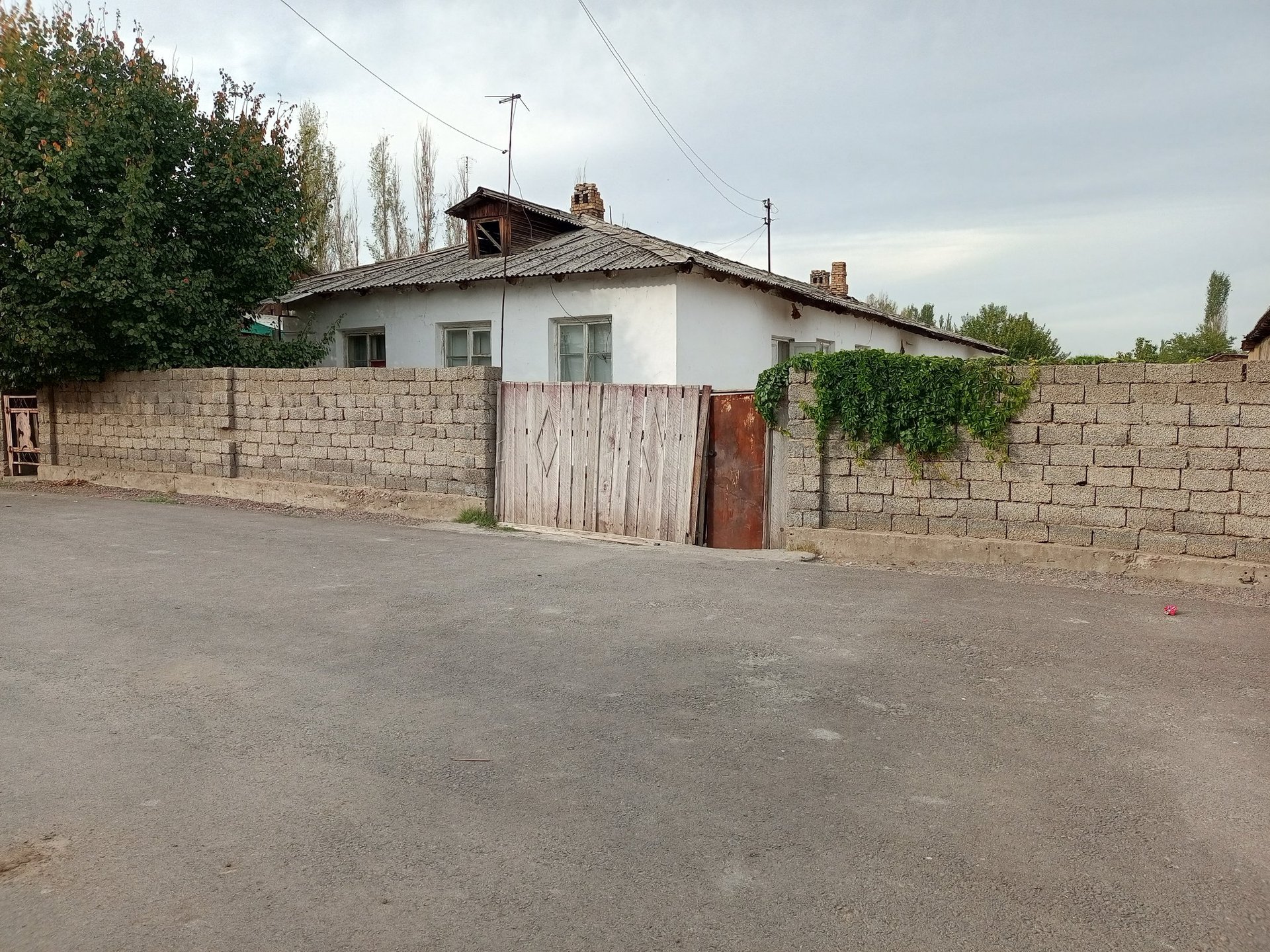 Yangi Ôzbekistonda (yengi Toshkent) — Rasm 1