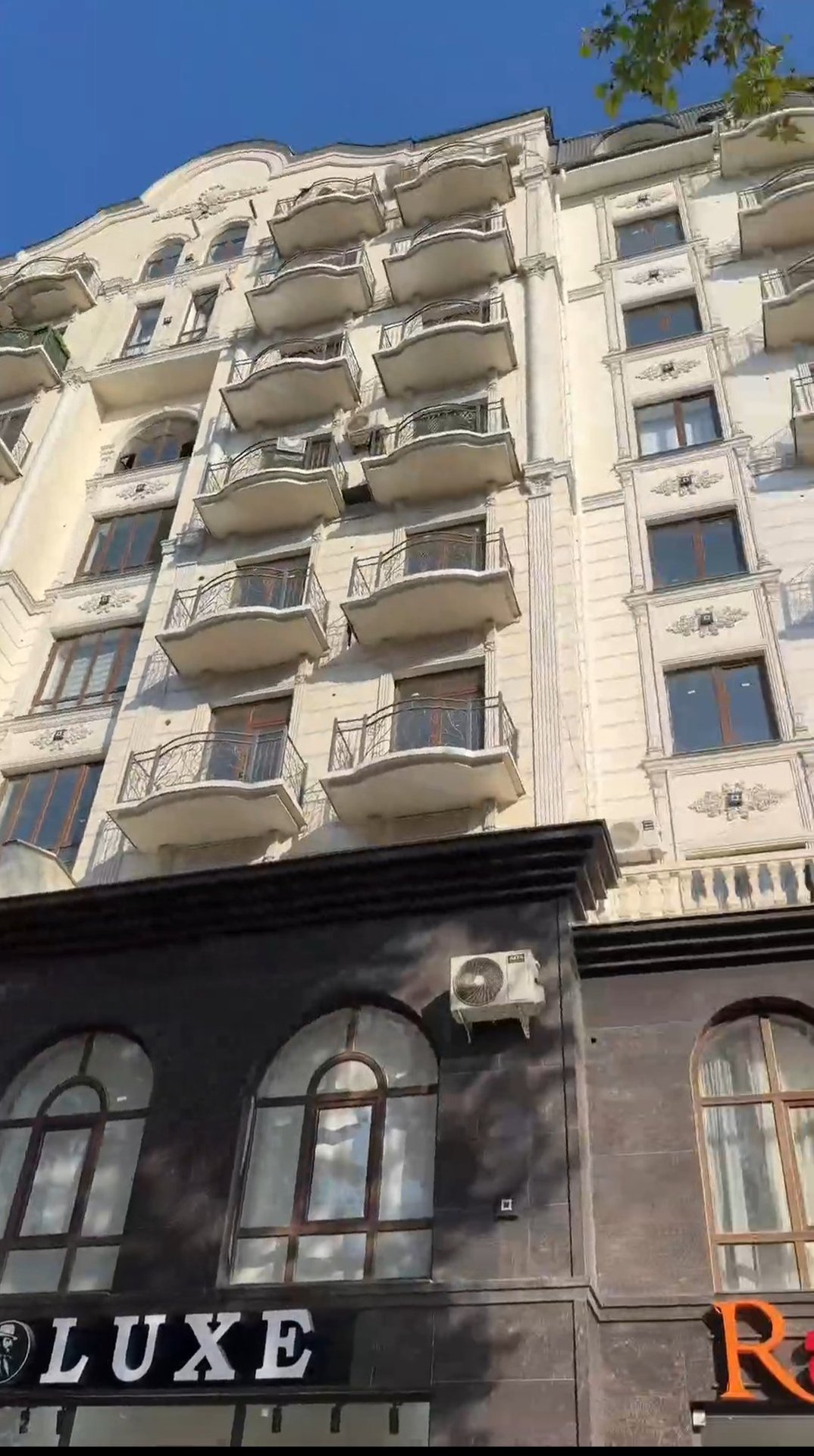 Karobka holatdagi uy sotiladi — Rasm 1