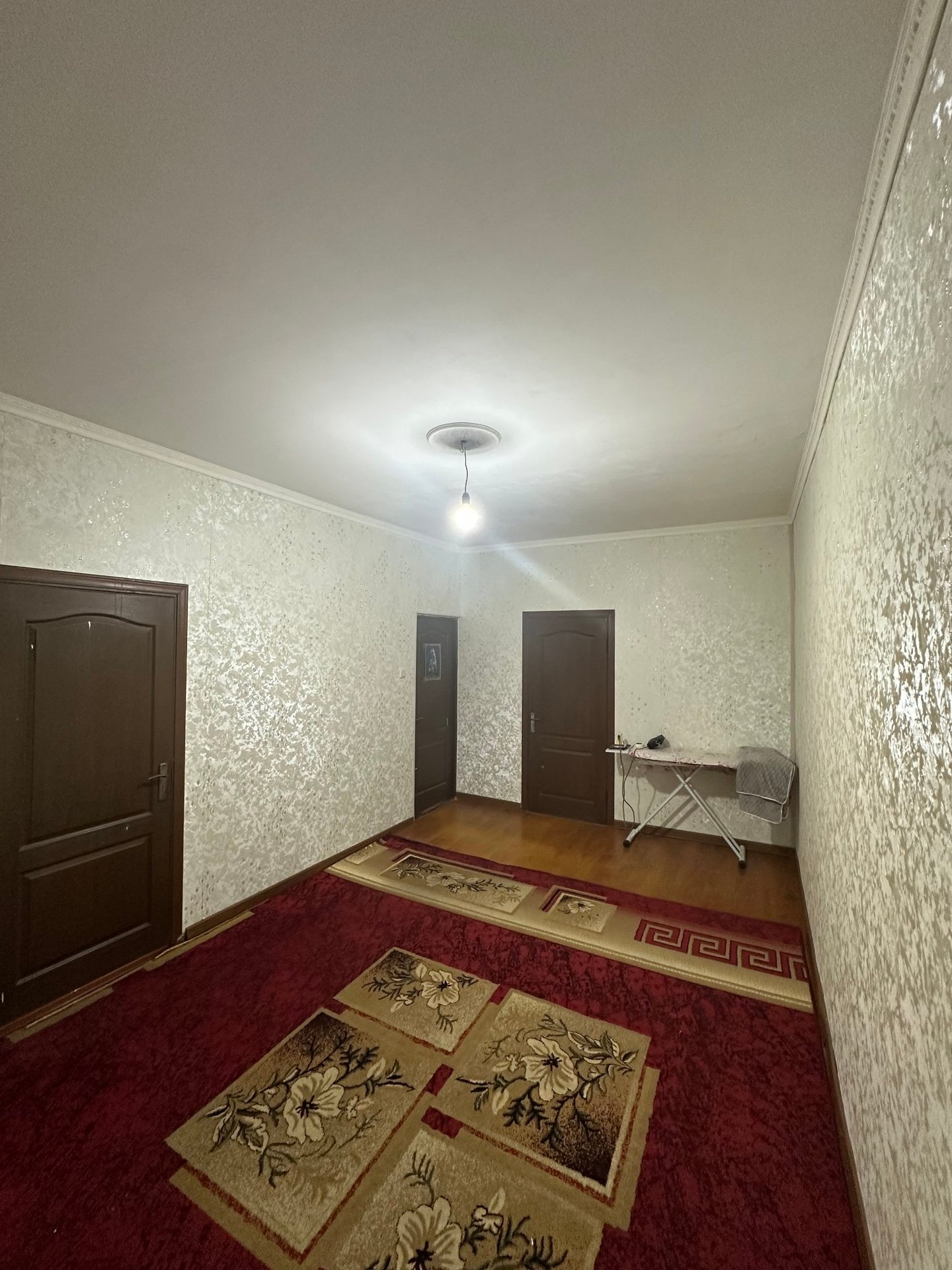 Yunisobod 13 kivarti 6 dom 24 xanadan — Rasm 1