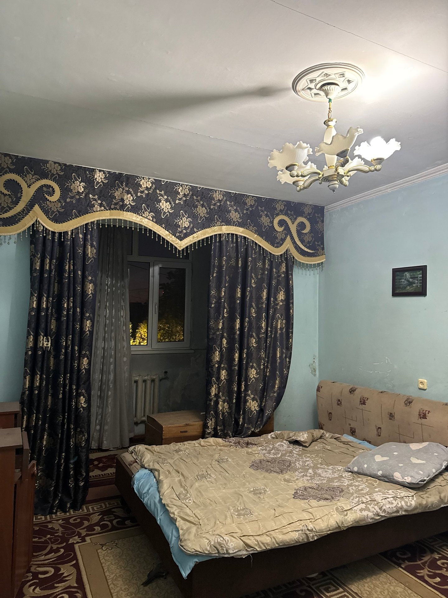 Chilonzor Dombirob da masjid orqasda joylashgan dom — 第 1 张图片