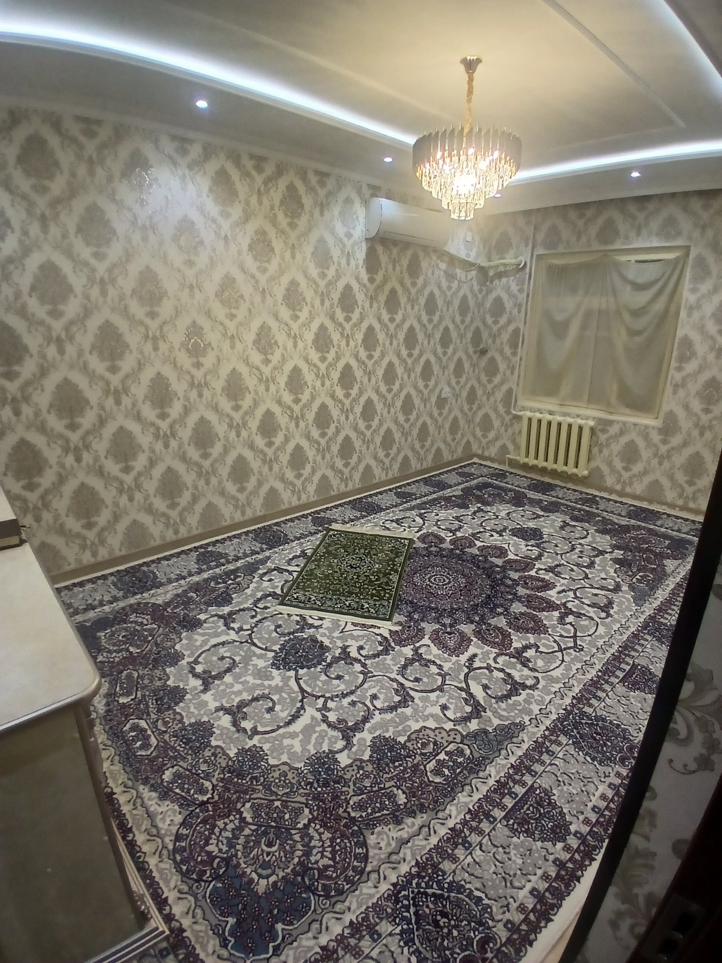 Qizlarga sherikliga narxi 1 milyon xama tolovlari ichida bez xazayka bez makler xama sharoit bor — Rasm 1