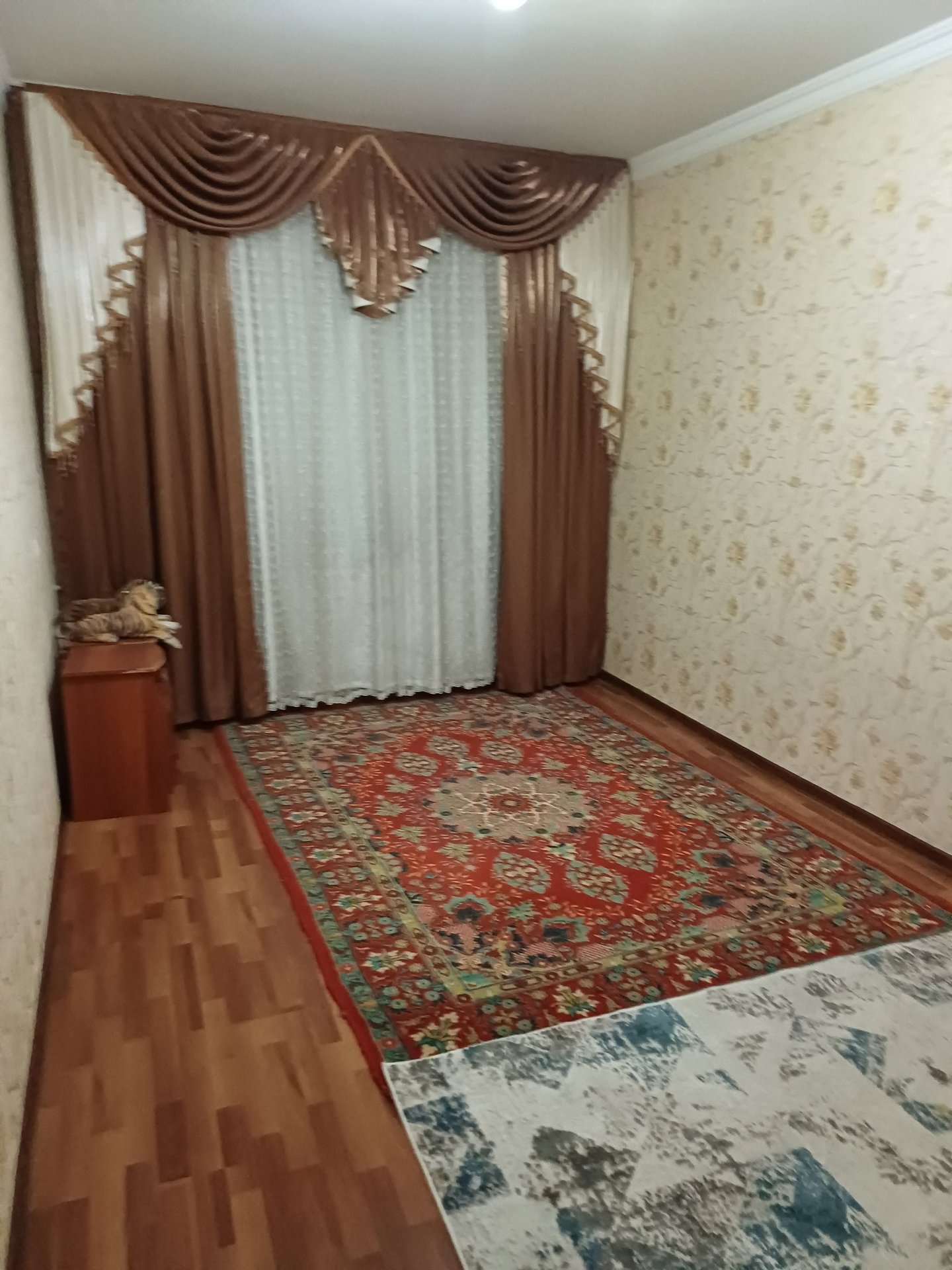 Продаётся 3 ком квартира, 4 этаж 3 хона. Эшонгузар, шакарчи махалла — Rasm 1