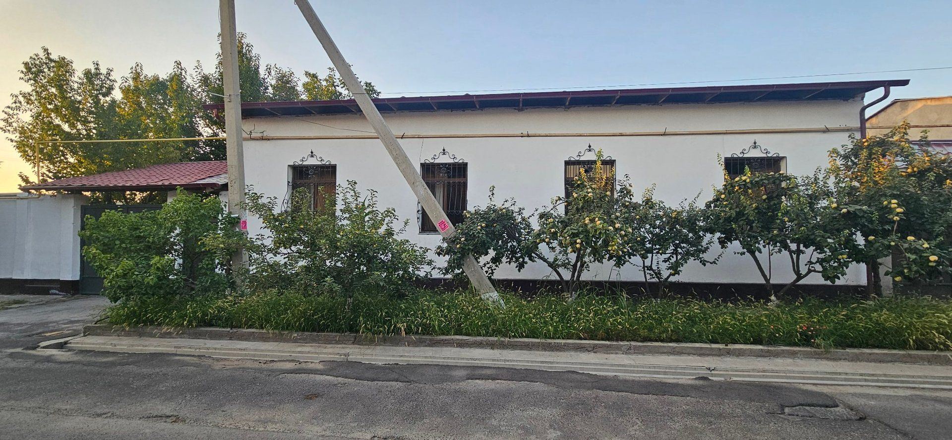 Mirzo Ulug'bek tumani uchxoz mahallada uy sotiladi - Image 1