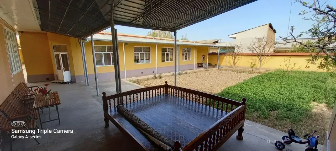 Hovli sotiladi - Image 1
