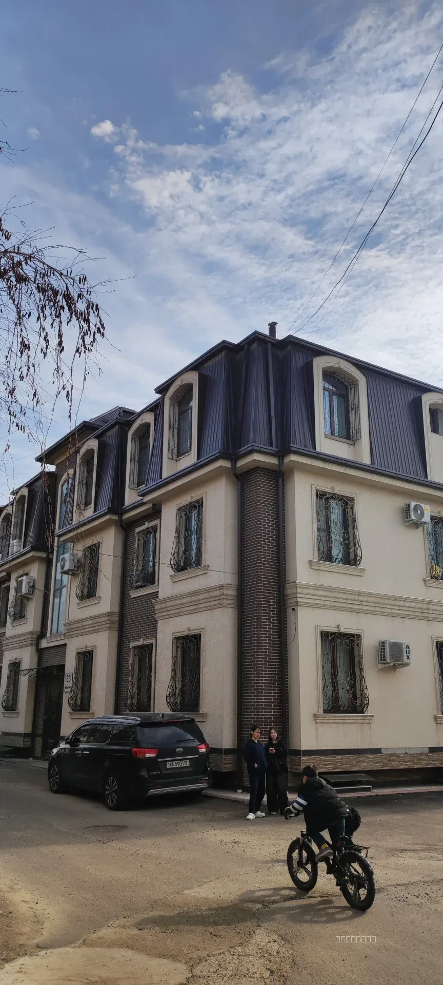 Продаётся 3-комнатная новостройка 98,5 м² — Юнусабад, ориентир Малика бозори - Image 1
