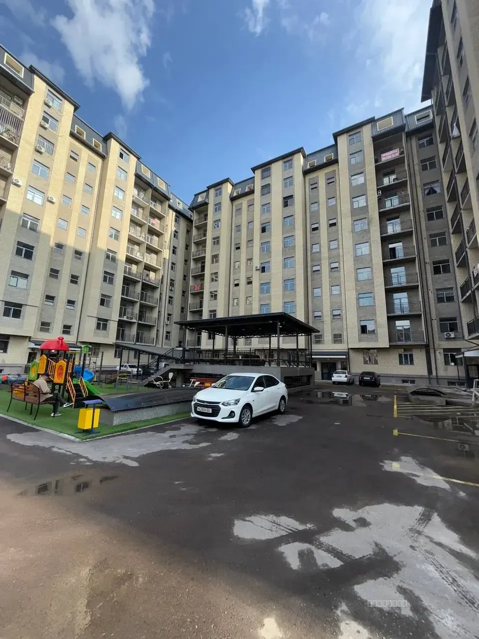 Tsokolniy qavat sotiladi - Image 1