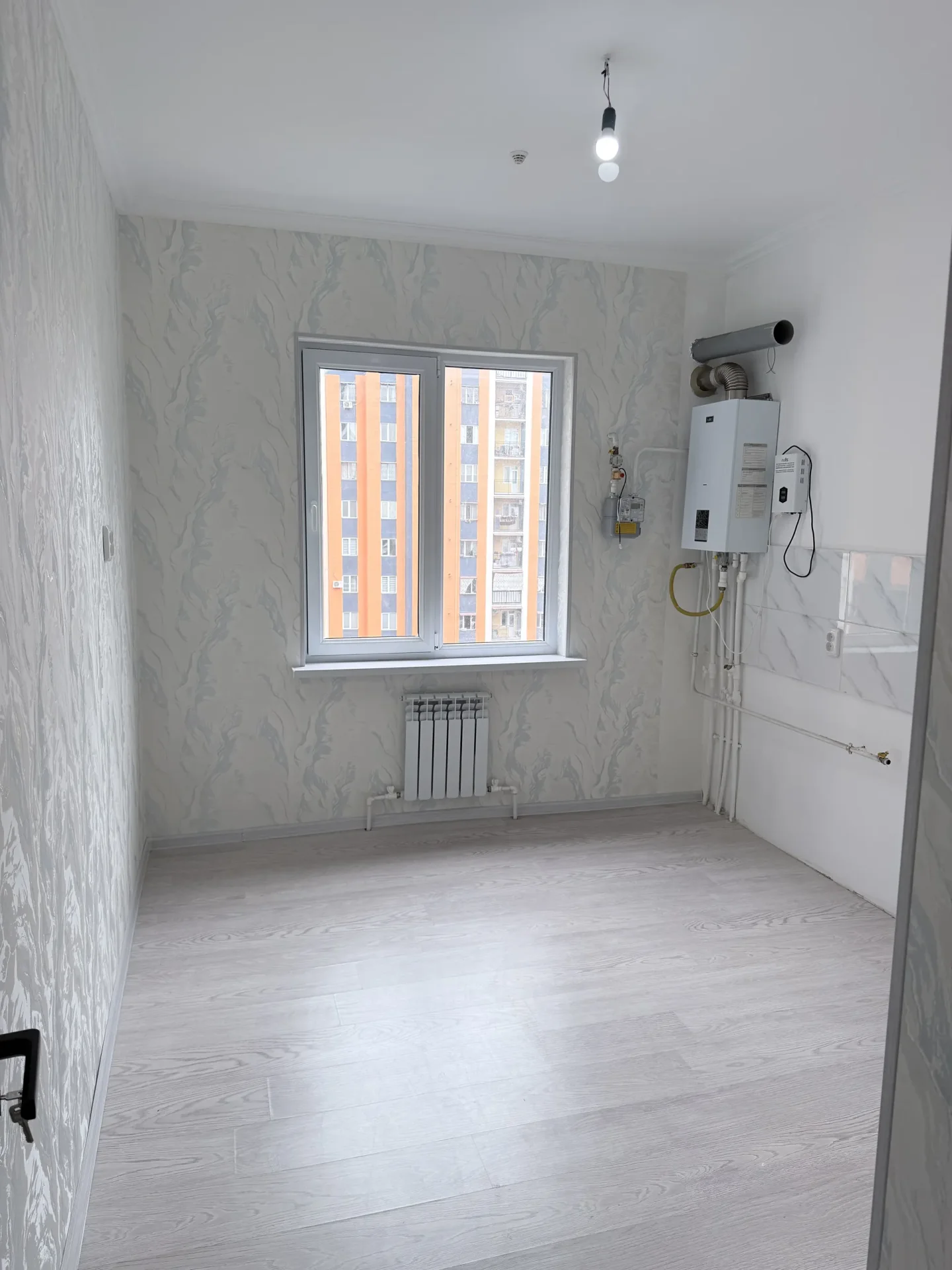 SROCHNO! Yangihayoʻtda yangi yevroremontli 2 xonali xonadon sotiladi — 58.34 m²! — Rasm 1
