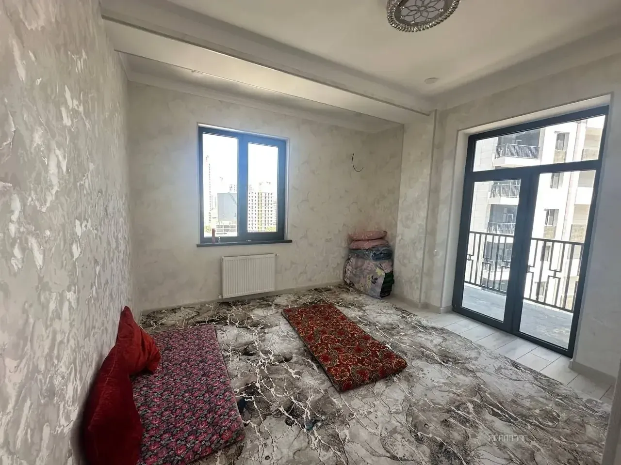yangi tushgan dom, yangi remont qilingan, sheriklikka turgani, sheriklar islom akademiyasida oqiydigan yaxshi bollar - Image 1