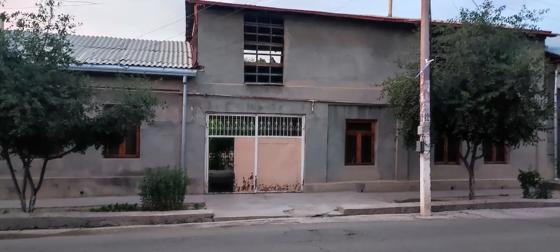 Uch qaxromon postidan 2 km krganda Parvoz maxalada - Image 1