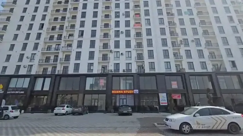 СРОЧНО 100 кв.м. цоколь, но как первый этаж - Image 1