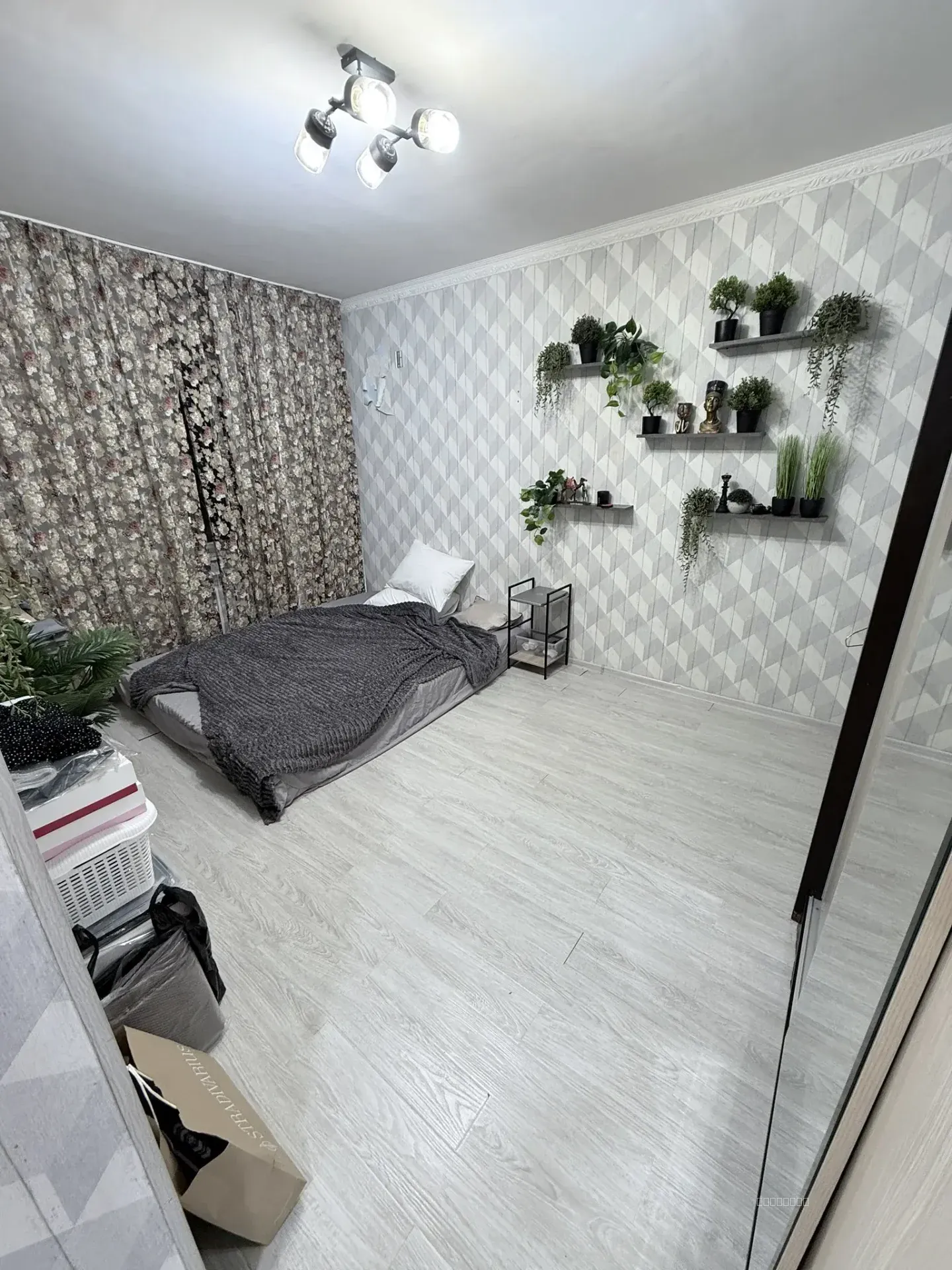1 комнатная квартира - Image 1