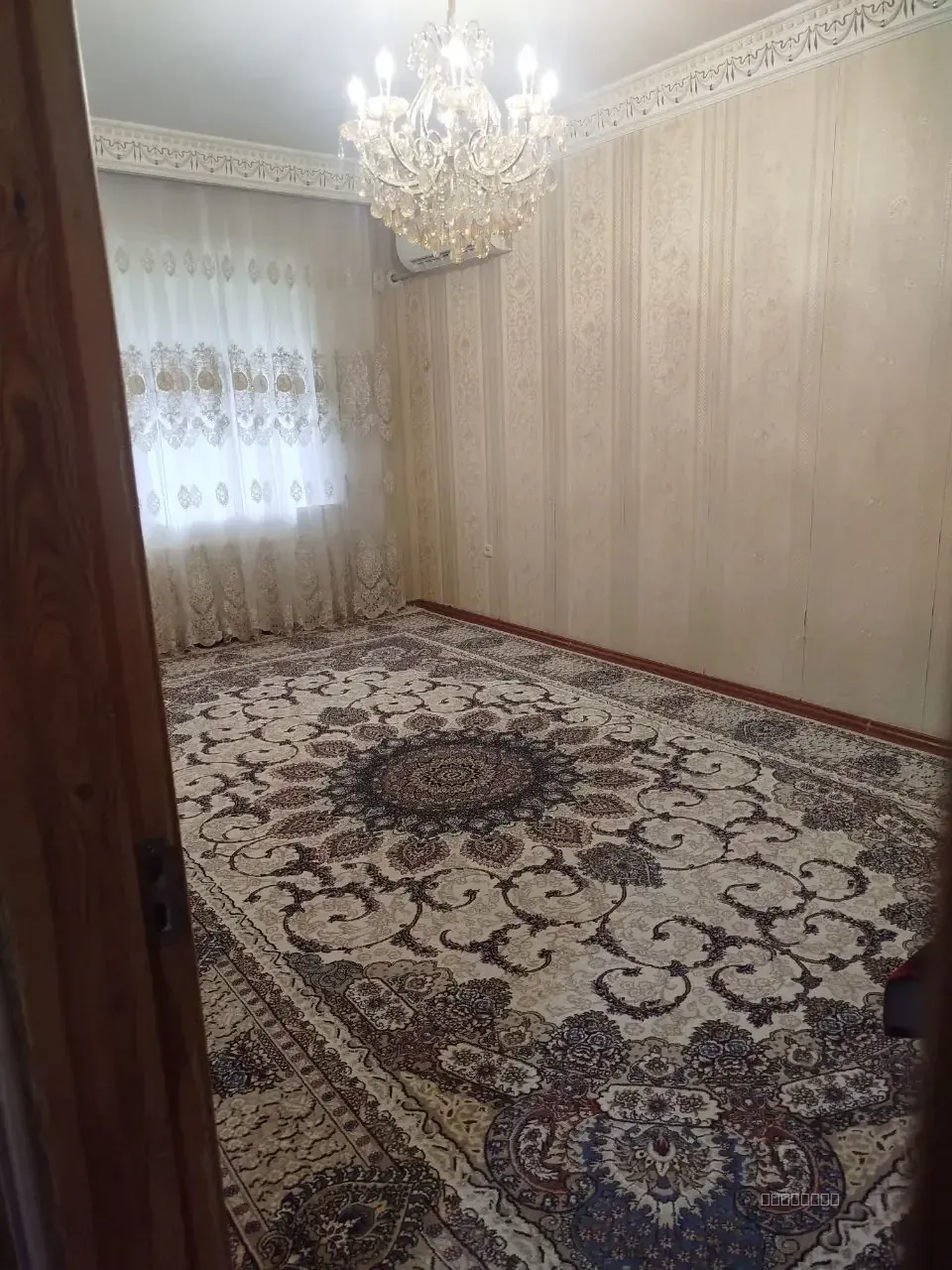 medgaradok 4 xona shinam uy sotiladi - Image 1